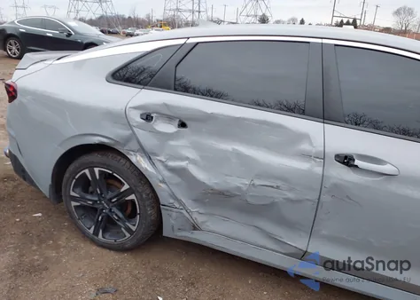 2023 Kia K5 Gt-Line z USA, uszkodzony, nr VIN 5XXG64J24PG170150